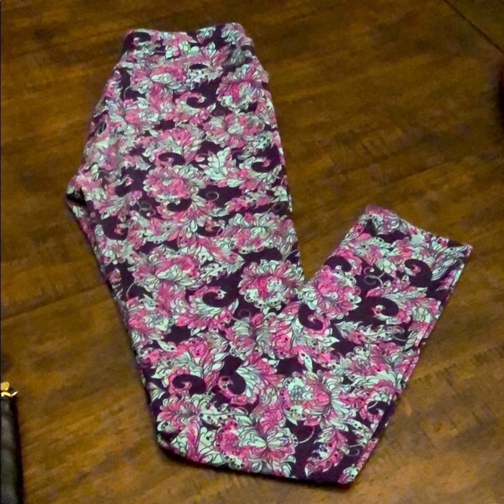 LuLaRoe leggings one size